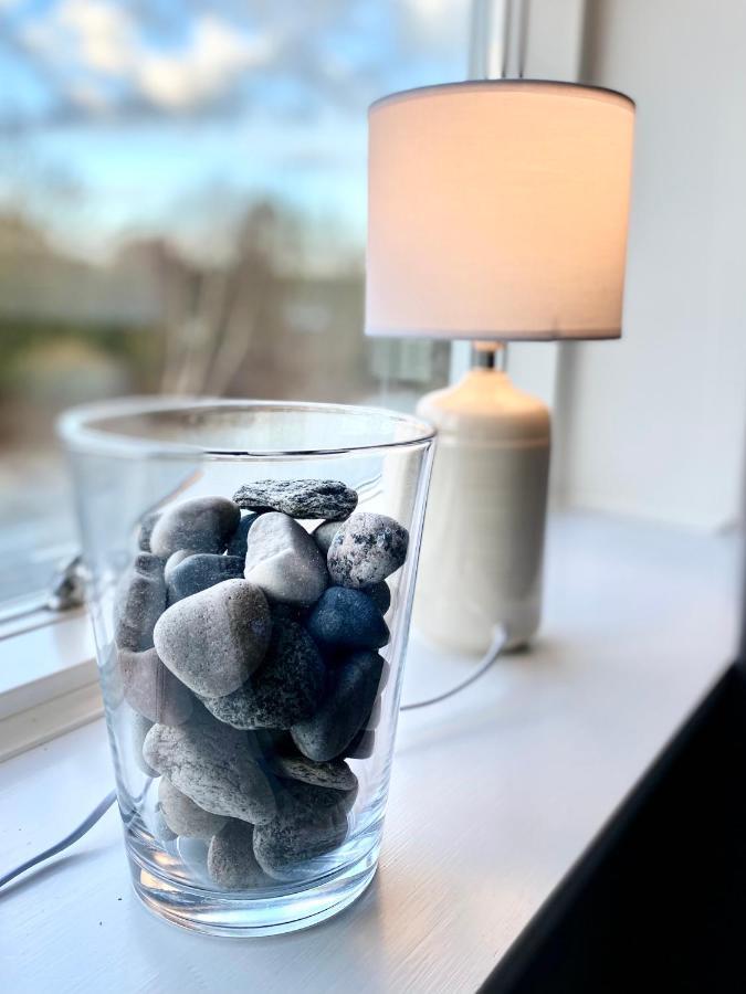 Kaptenshuset Hotell 奇维克 外观 照片