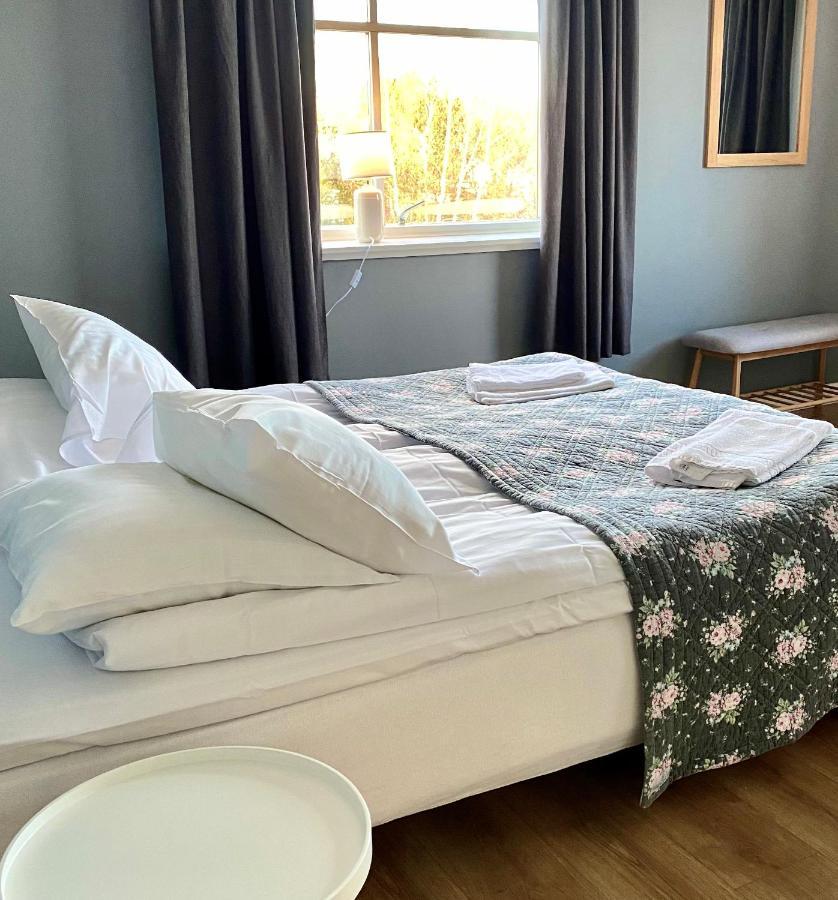 Kaptenshuset Hotell 奇维克 外观 照片