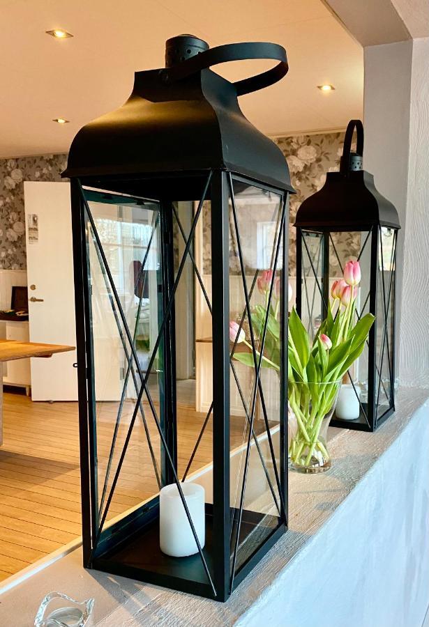 Kaptenshuset Hotell 奇维克 外观 照片