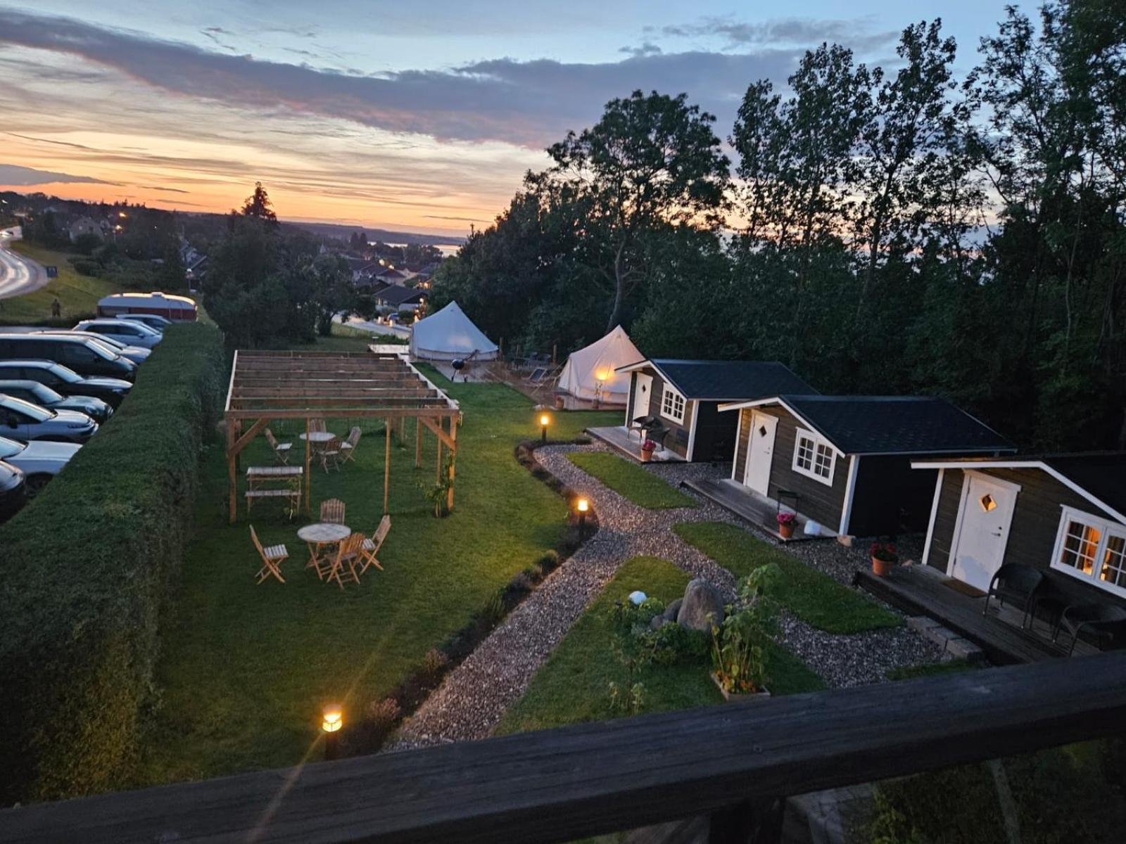Kaptenshuset Hotell 奇维克 外观 照片